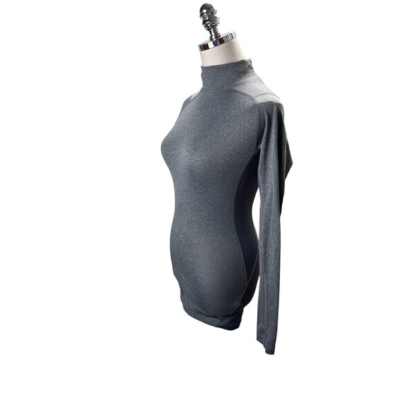 Under Armor Sweatshirt Women's Size XS Gray Compression Cold Gear Turtle Neck - Picture 3 of 7